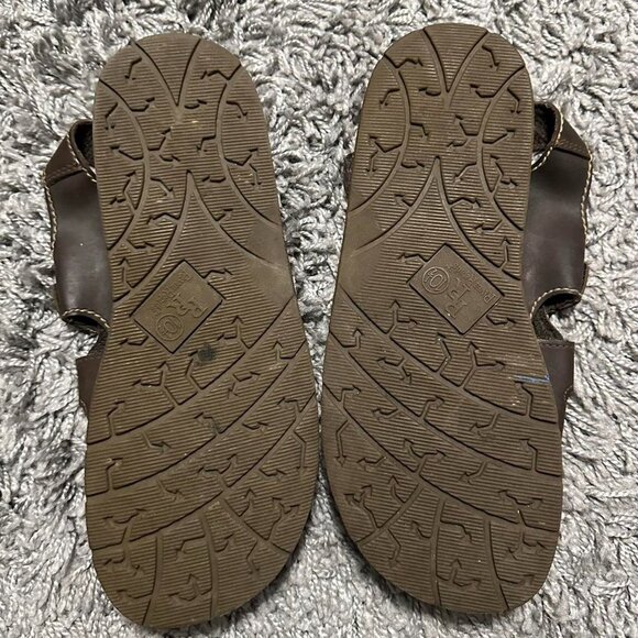 Sandals_&_Flip_Flops